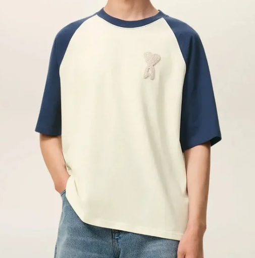 TEESHIRT MANCHES COURTES BOXY FIT AVEC PATCH AMI DE COEUR EN CROCHET