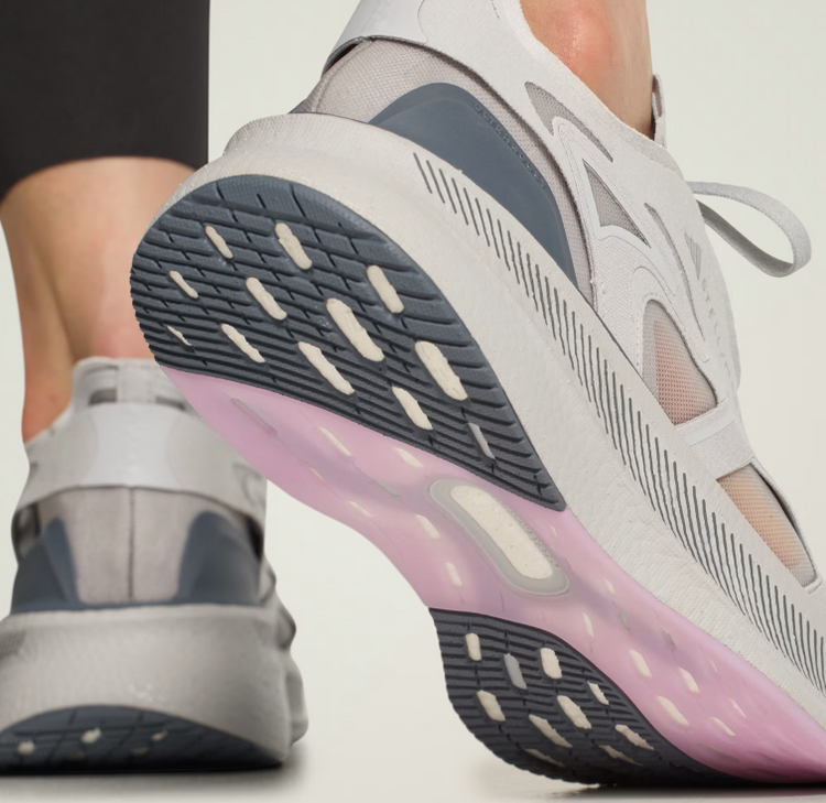aSMC ULTRABOOST 5 LGSOGR/SILVMT/ONIX