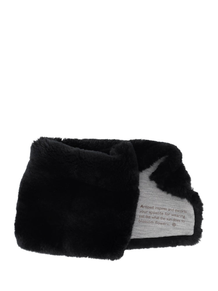 ANTIPAST FUR MUFFLER BLACK