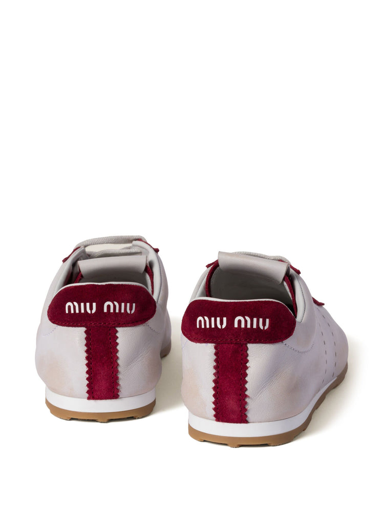 Plume sneakers