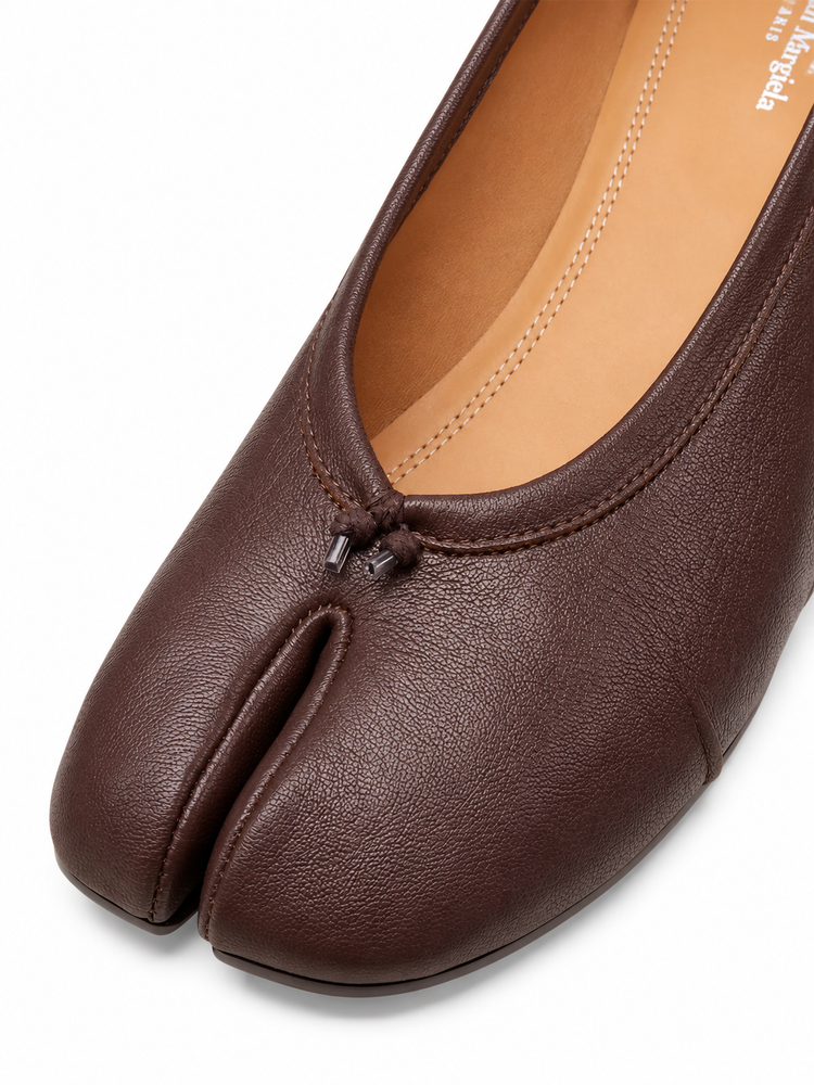 BALLET SHOE