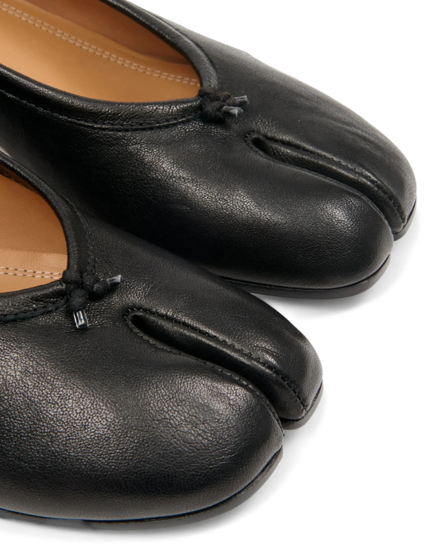 BALLET SHOE