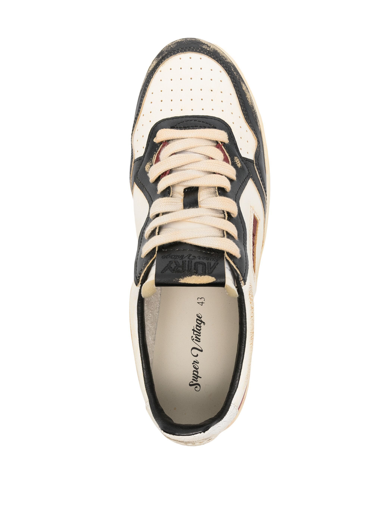 Action leather sneakers