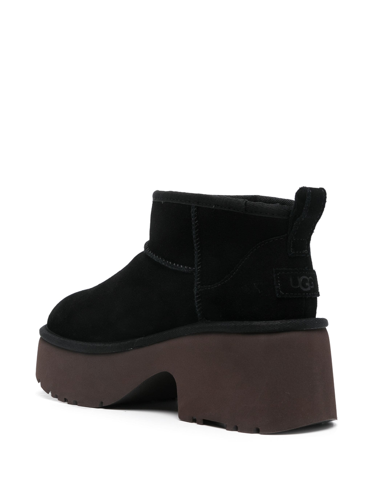 Classic Ultra Mini New Heights boots