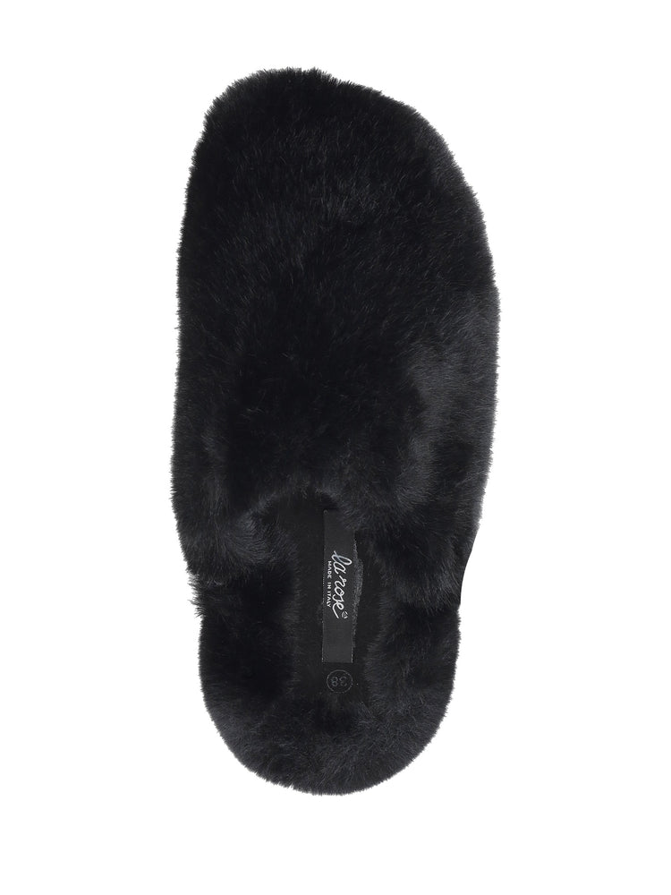 Furry indoor slippers