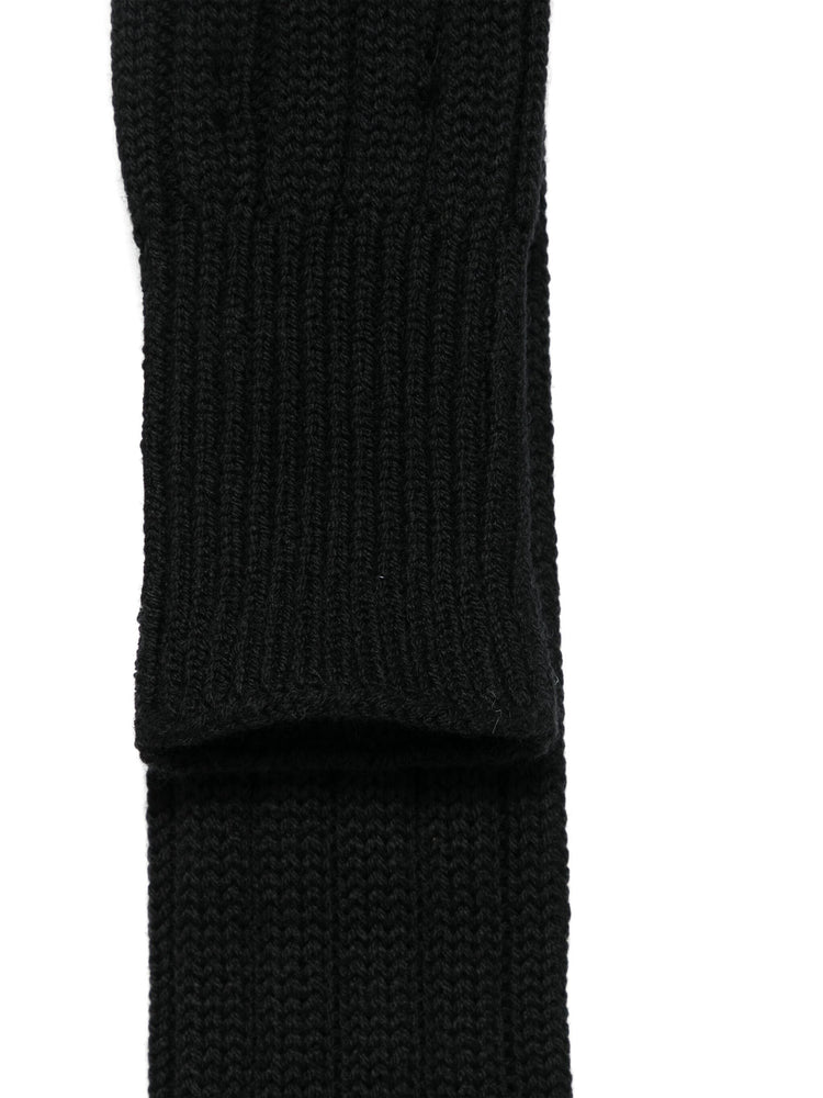 ribbed-knit scarf