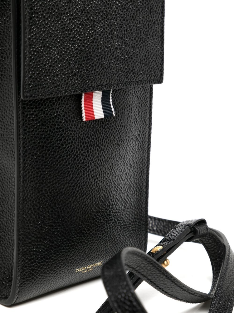 CROSSBODY PHONE HOLDER W/ FLAP IN PEBBLE GRAIN LEATHER