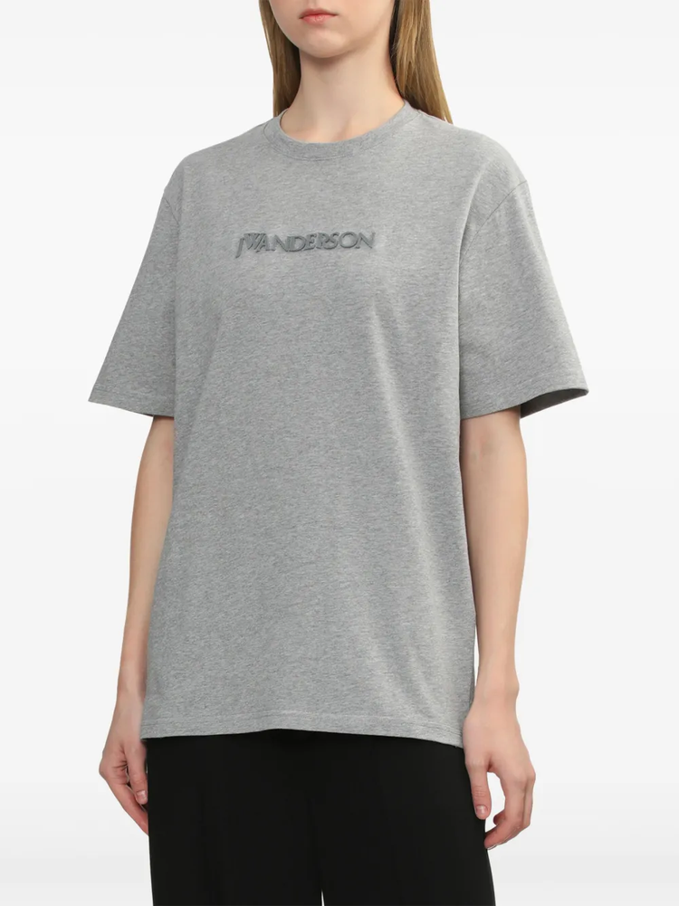 logo-embroidered T-shirt