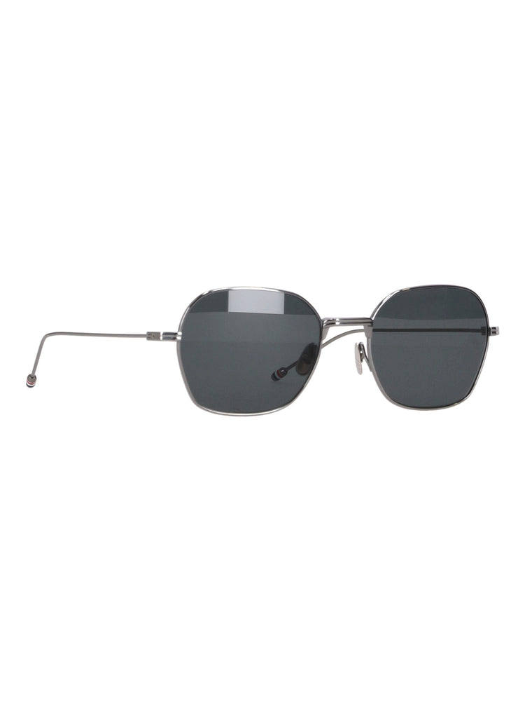 RECTANGULAR SUNGLASSES IN TITANIUM
