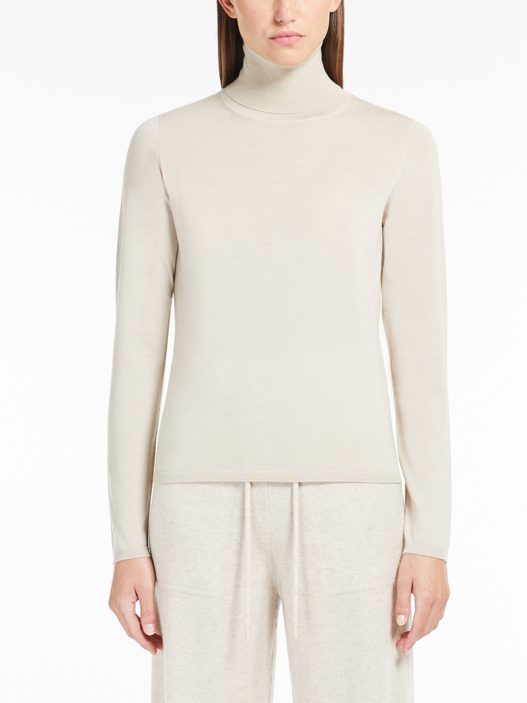 Veloce lightweight cashmere turtleneck