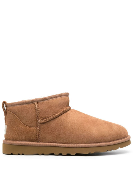 Classic Ultra Mini suede boots