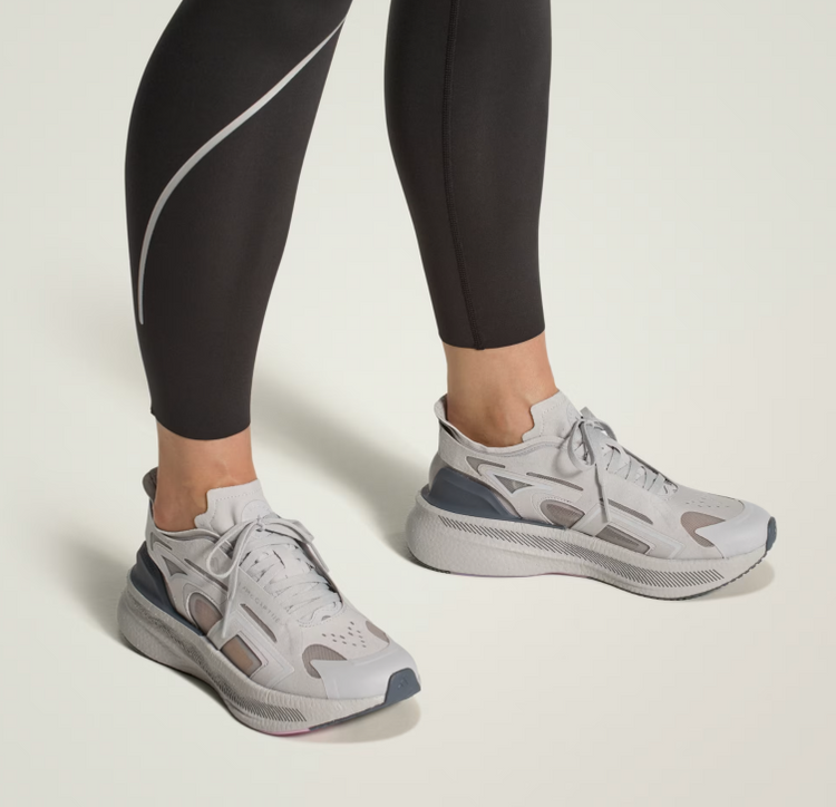 aSMC ULTRABOOST 5 LGSOGR/SILVMT/ONIX