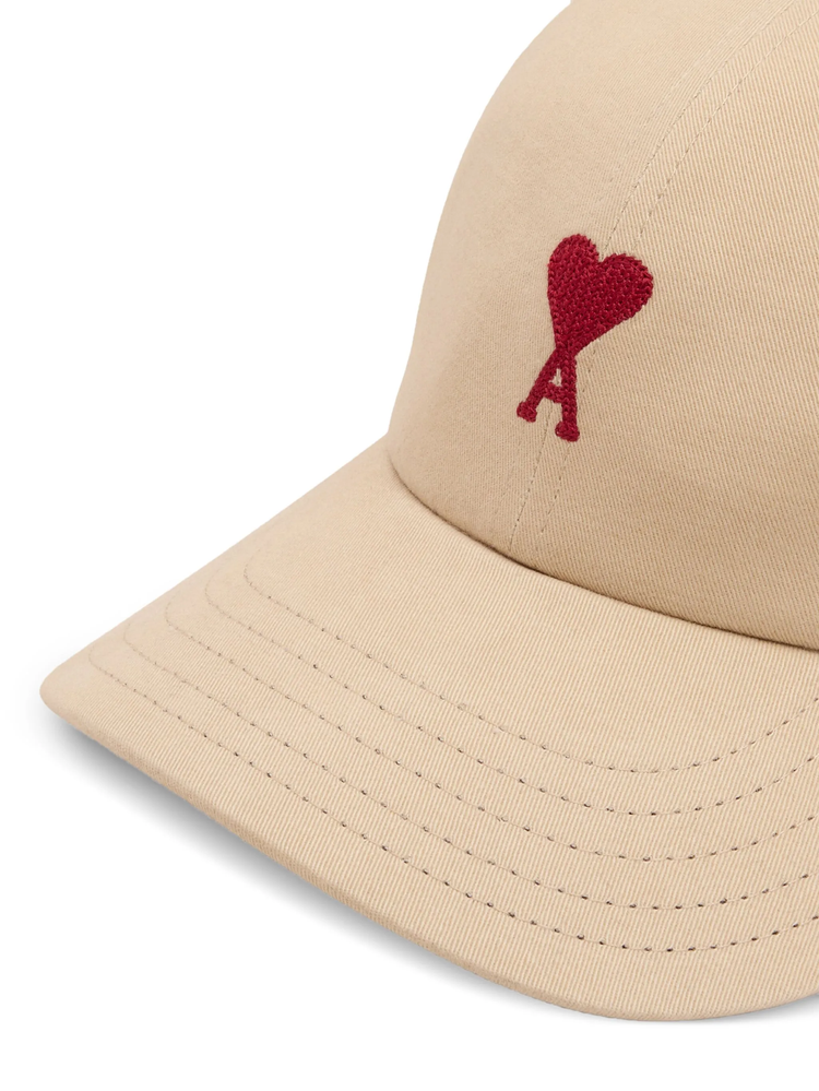 Ami de Coeur cap