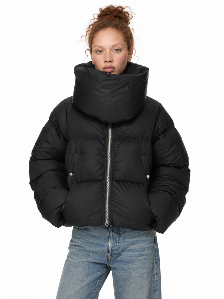 FUNNEL NECK