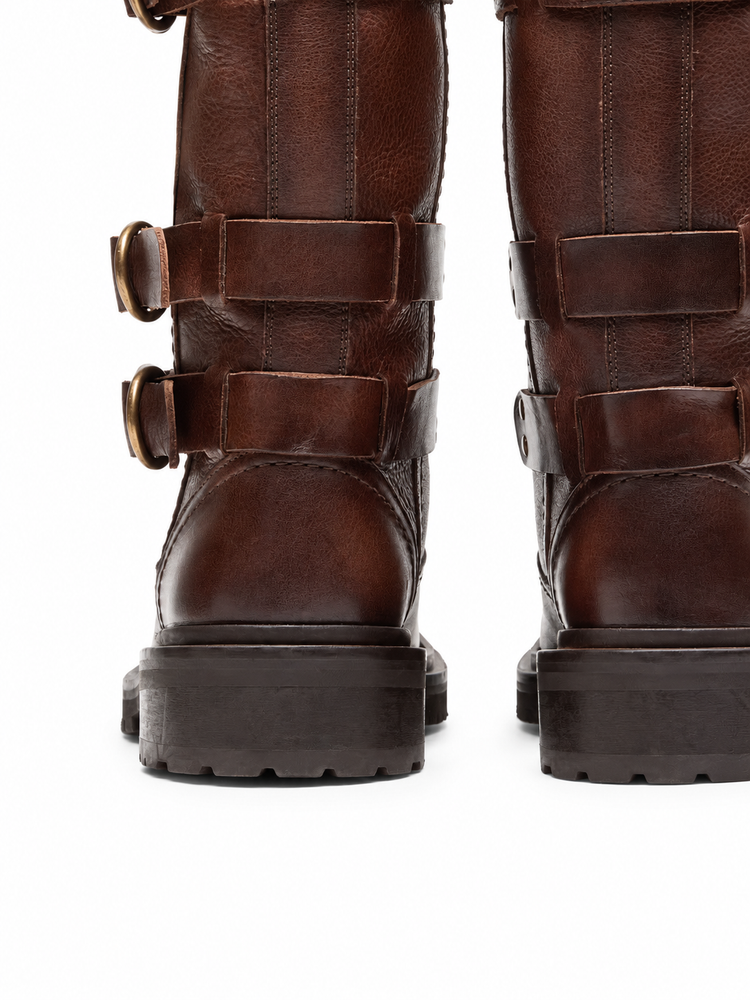 KURT WITH STRAPS LEATHER UPPER
