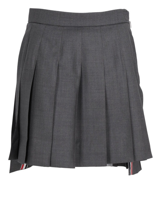 dropped back mini pleated skirt