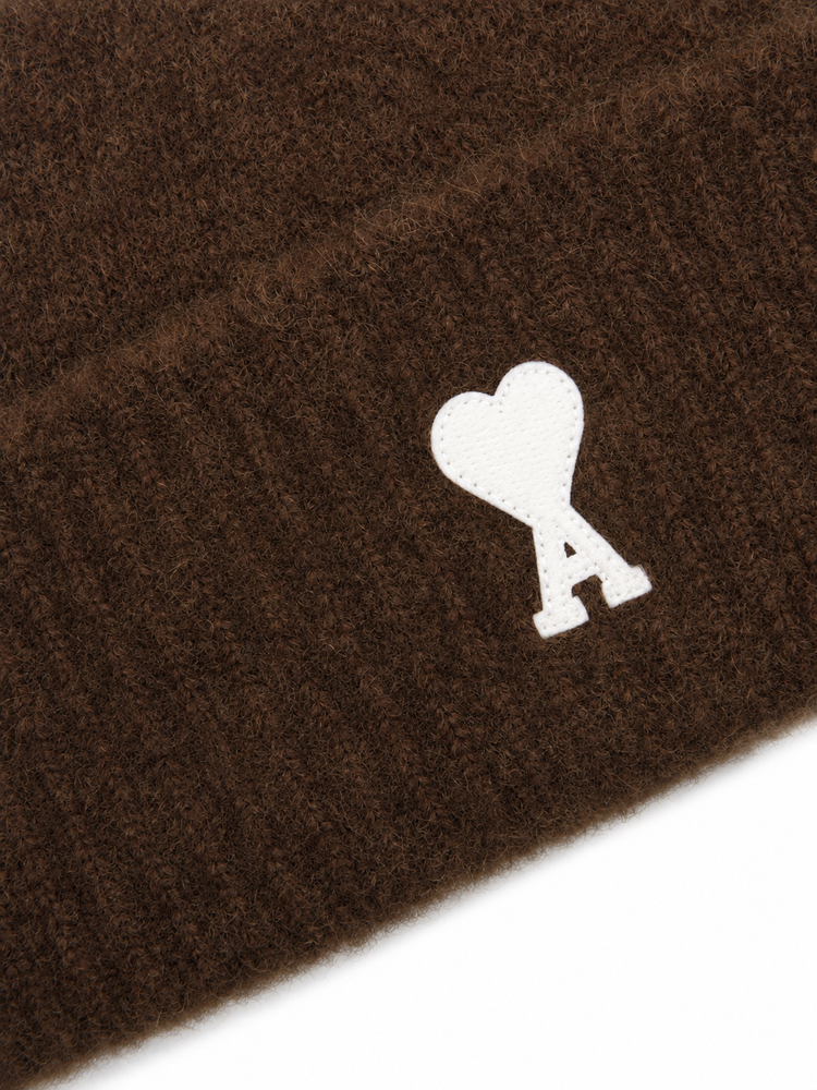 BEANIE WITH AMI DE COEUR