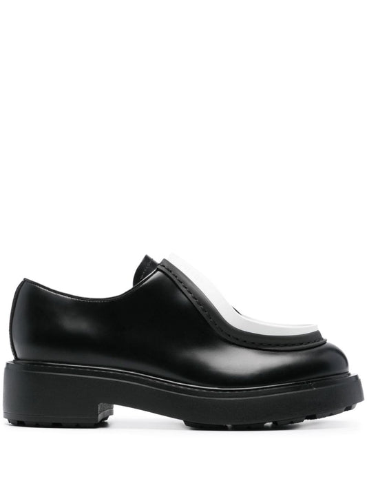 contrasting-trim leather shoes