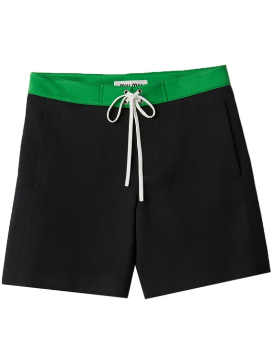 drawstring-fastening satin shorts